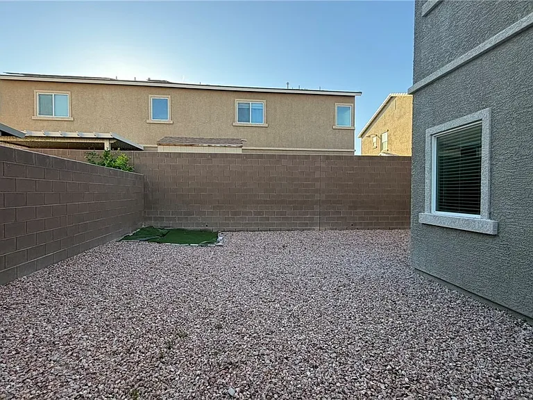 6943 Denio Island St — Photo 31