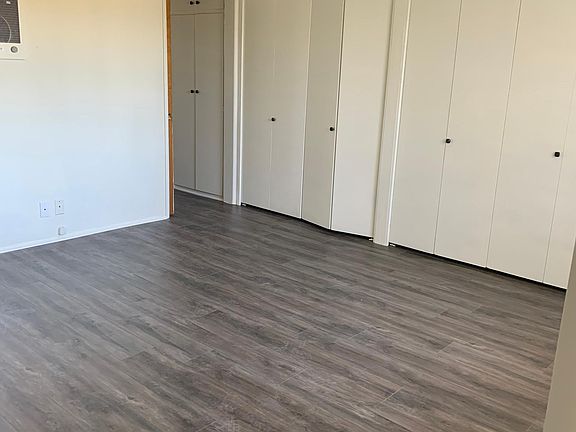 4th image of 342 Temple Ave #8