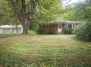1806 Weavers Run, West Point, KY 40177