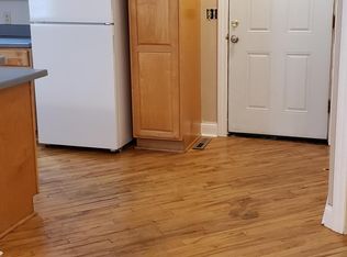 909 Harding St, Janesville, WI 53545