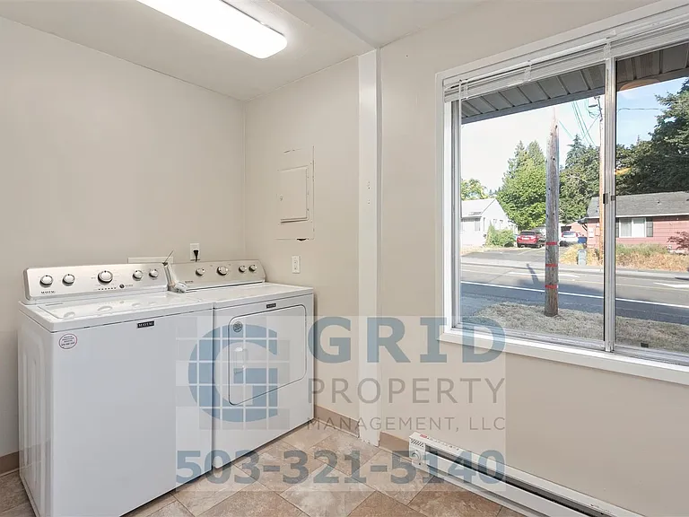 1108 Grand Blvd — Photo 7