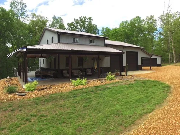 570 Bobcat Trl, Dover, TN 37058