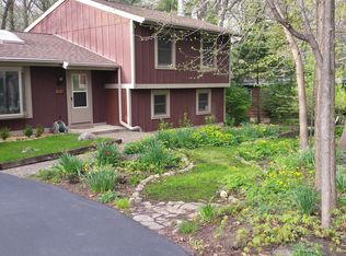 12950 W Prospect Dr, New Berlin, WI 53151