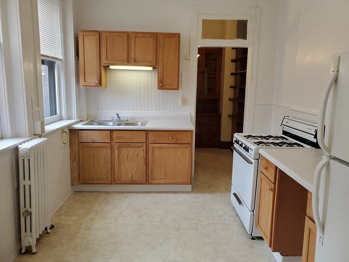2 bed, 1000 sqft, $1,725 — Photo 4