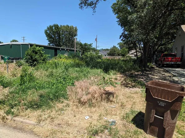1244 N Indiana Ave, Wichita, KS 67214