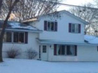 2931 Boone Ave N, New Hope, MN 55427