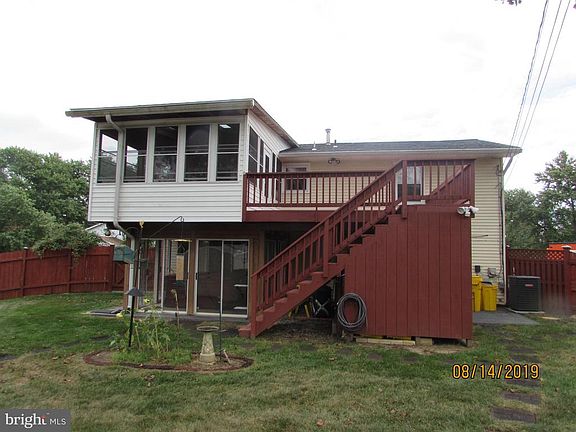 2nd image of 2300 Four Seasons Dr