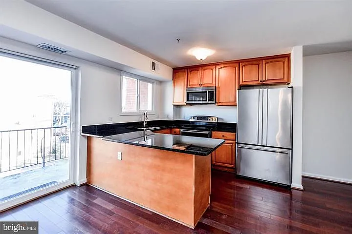 1386 Bryant St NE #302 — Photo 18