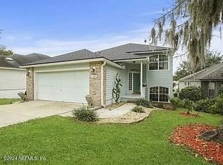 3949 Arbor Lake Dr W, Jacksonville, FL 32225