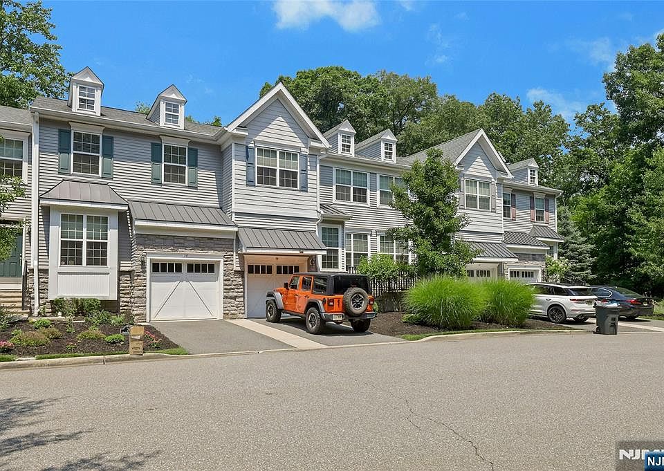 1st image of 28 Masterson Court