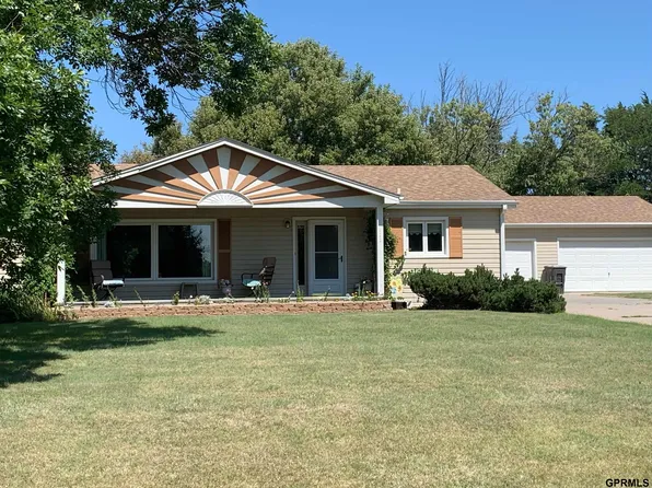 11529 Cornhusker Rd, Alma, NE 68920