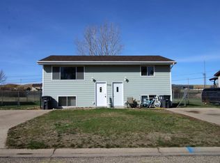 506 Parkway Dr, Burlington, ND 58722