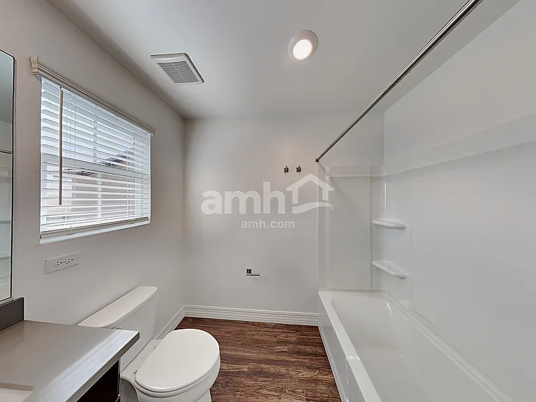 21467 S 231st St — Photo 17
