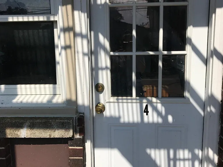 1170 Kenmore Ave #4 — Photo 30