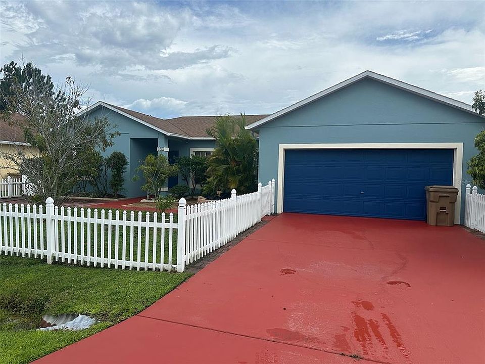 1st image of 214 GREAT YARMOUTH COURT