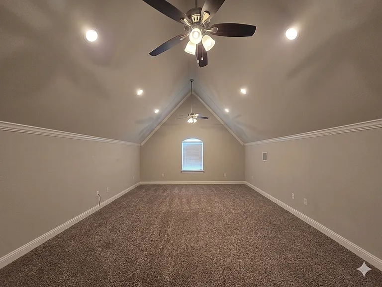 103 Saint Andrews Ln — Photo 8