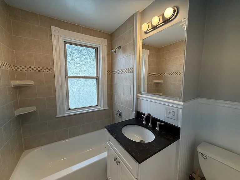 5 Partridge Ave #1 — Photo 2