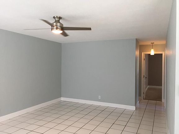 3rd image of 510 NE 58th St