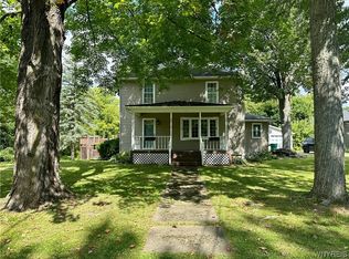67 Mechanic St, Elba, NY 14058