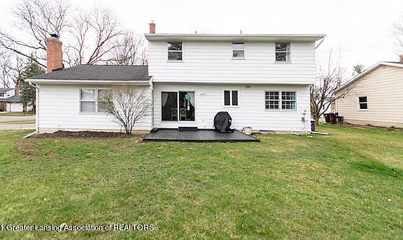 3rd image of 2804 Southwood Dr