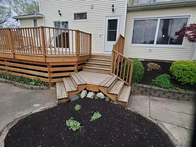2075 Cleveland Rd — Photo 3