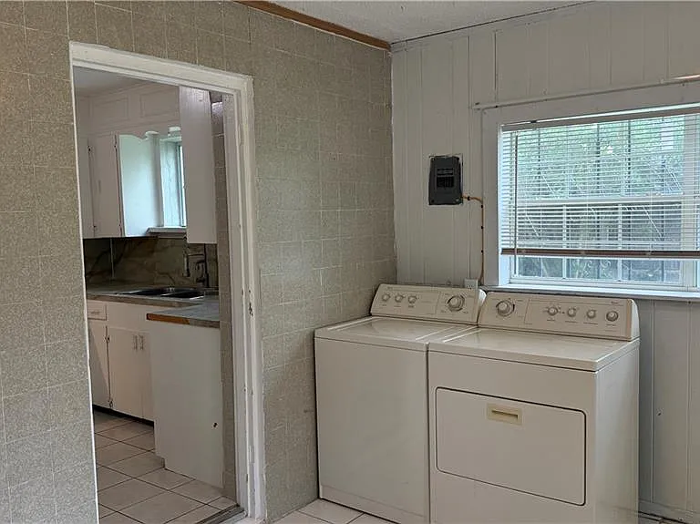 1009 S Missouri Ave — Photo 31