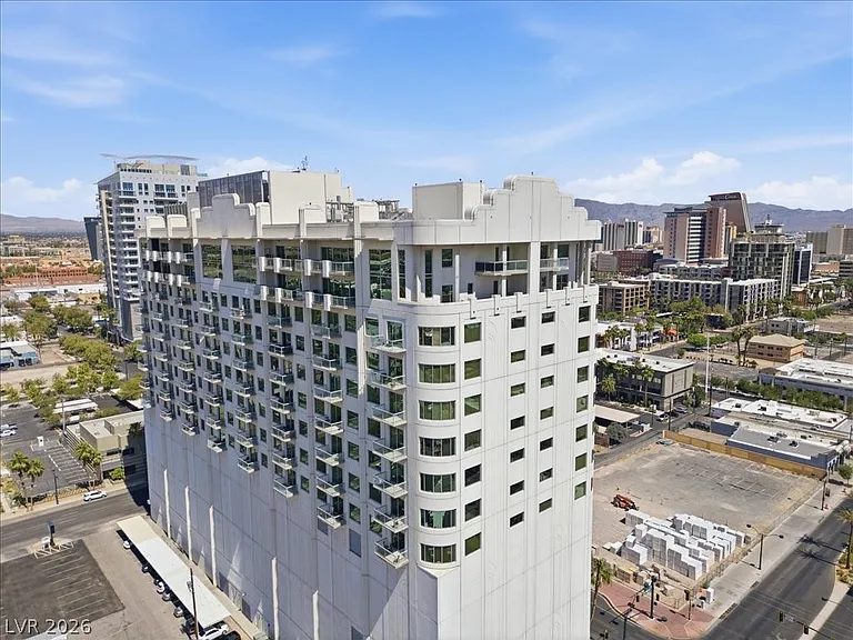 900 S Las Vegas Blvd #1215 — Photo 40