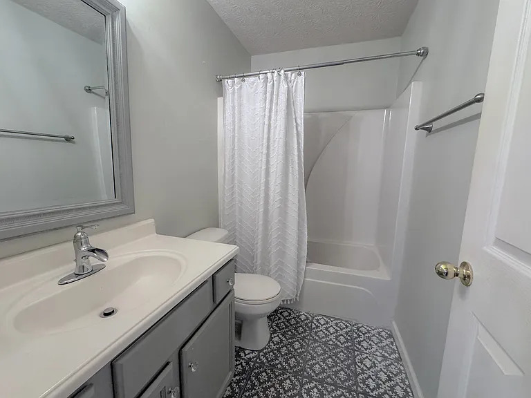 330 Lisabella Ln — Photo 9