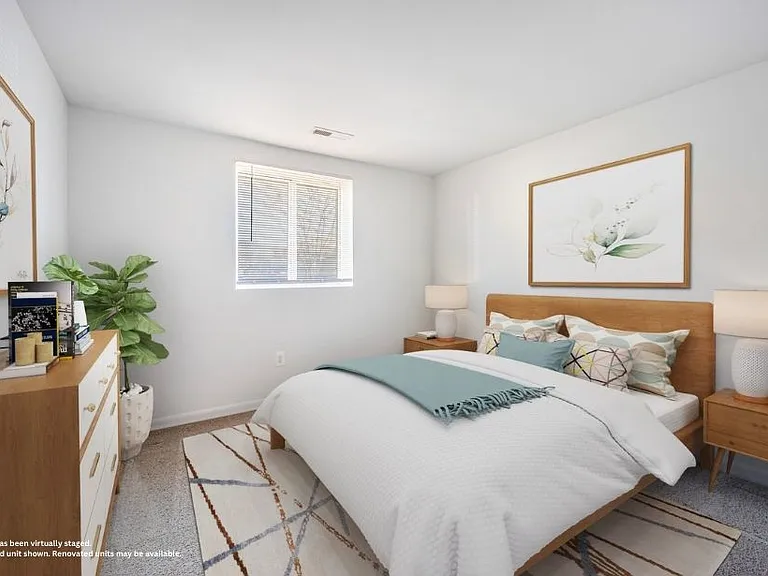 Tuscany Gardens Apartments — Photo 44