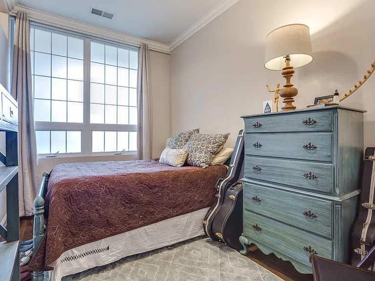 360 S Elm St #106 — Photo 13