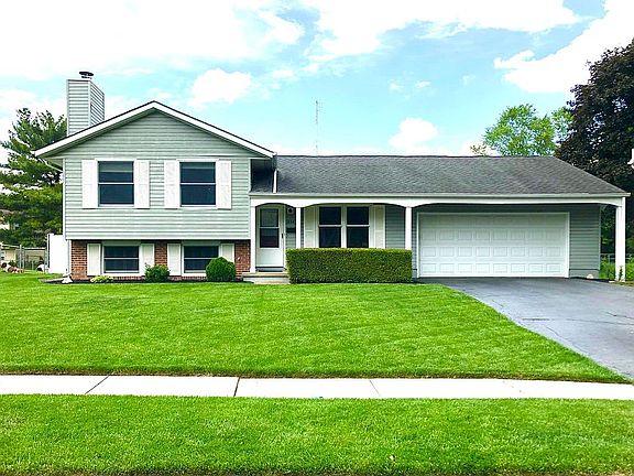 2nd image of 1834 Lakeview Dr
