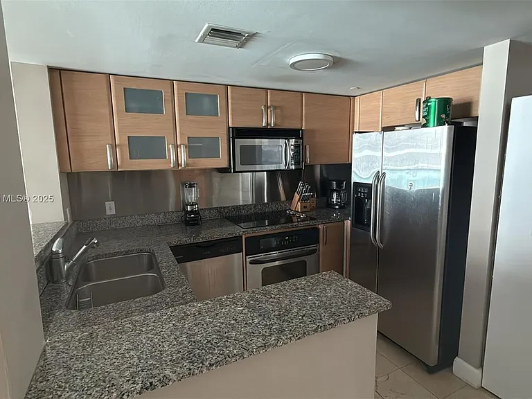 2101 Brickell Ave #508 — Photo 3