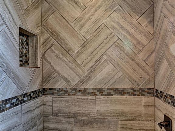5th image of 4483 Maricopa Cir