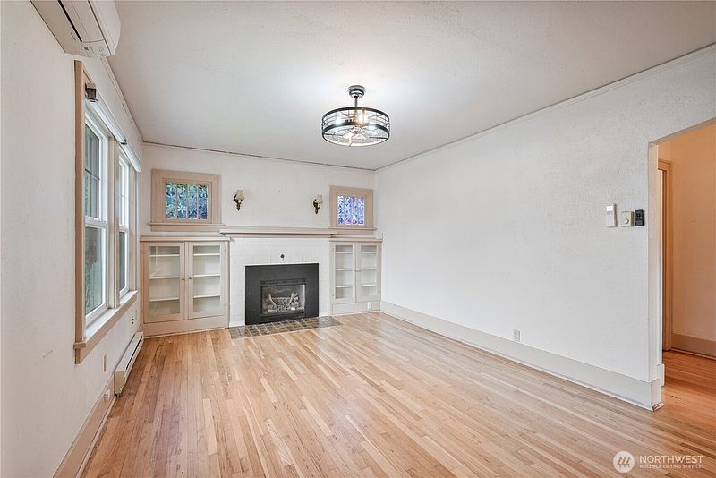 3rd image of 707 Ayers Street