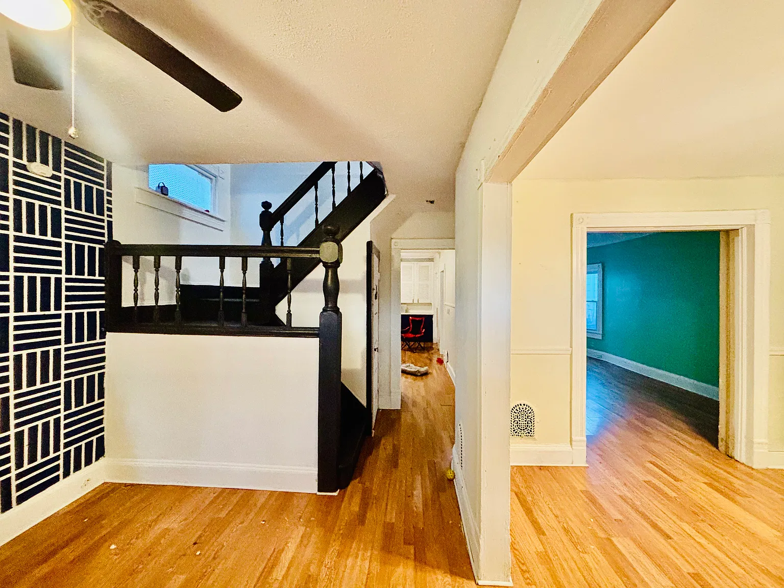 417 Orchard St — Photo 2