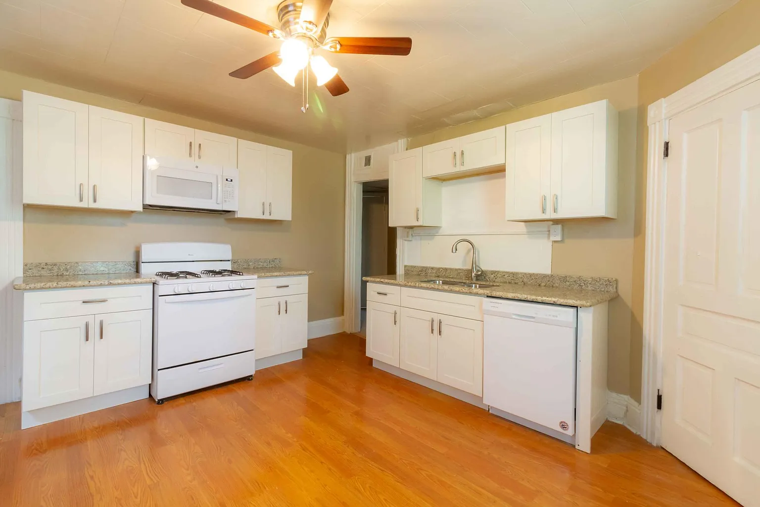 5628 Jackson St Floor 2 photo 1