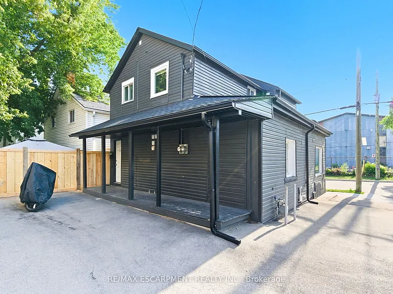 2 Windsor St #2 — Photo 19
