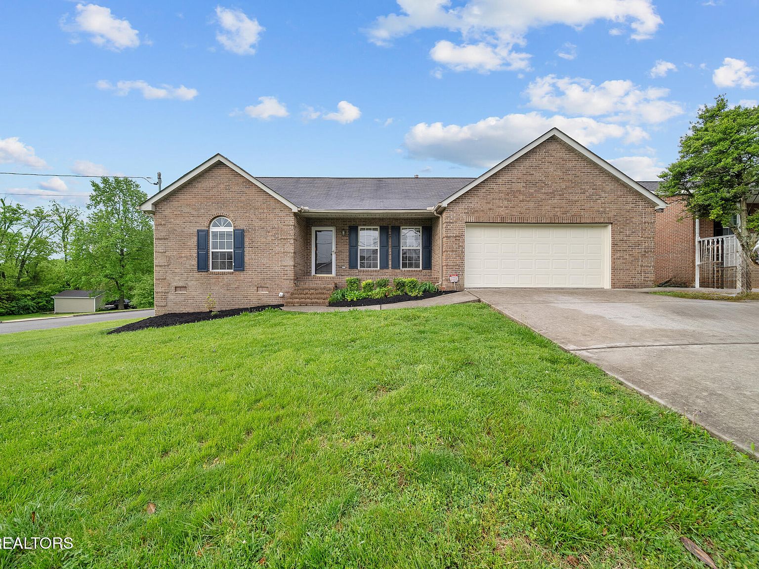 4762 Cabbage Ln, Knoxville, TN 37938 | Zillow