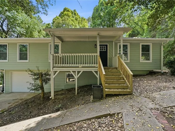 303 Quail Hollow Dr, Woodstock, GA 30188