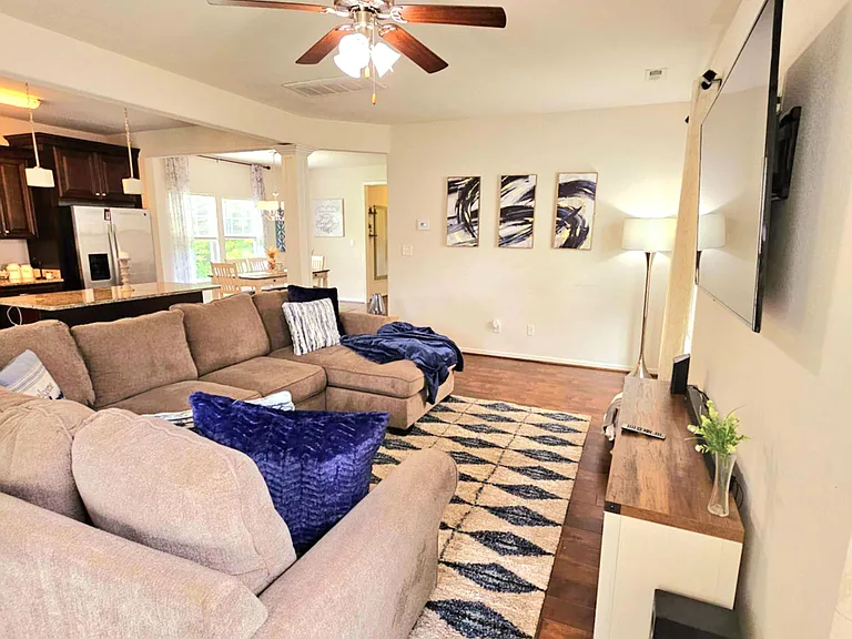1600 Gold Finch Ct — Photo 17