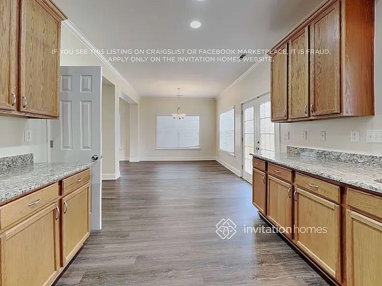 120 Tulip Dr — Photo 8