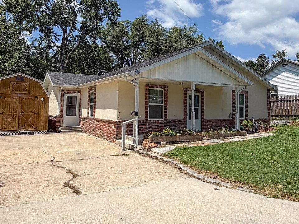 1st image of 1107 Julia Street