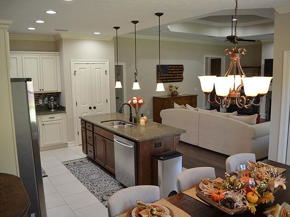 Living space from dinette