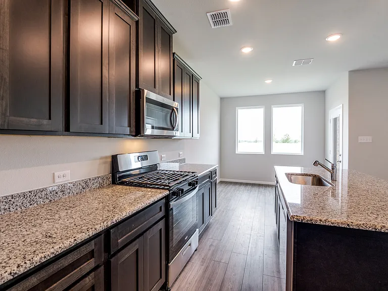 737 Santa Lucia Dr — Photo 18