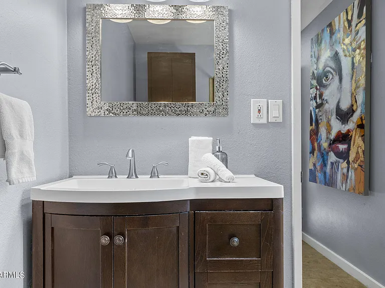 8308 E Minnezona Ave — Photo 20