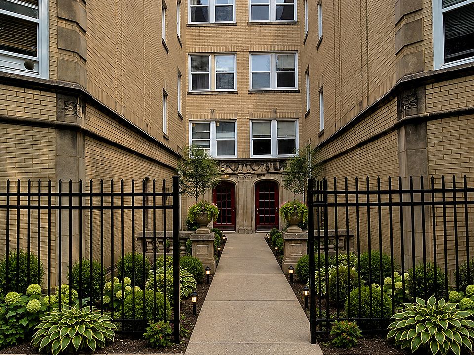 1st image of 2318 W Rosemont Ave APT 2