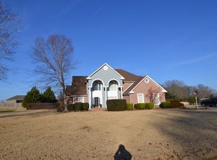 240 Maclin Cir, Tuscumbia, AL 35674