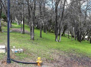 19077 Apple Valley Dr, Sonora, CA 95370