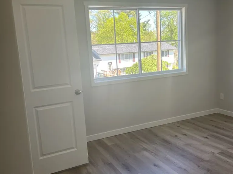 2093 Dowd St — Photo 7