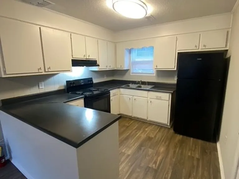 Brickhaven Apartments — Photo 7